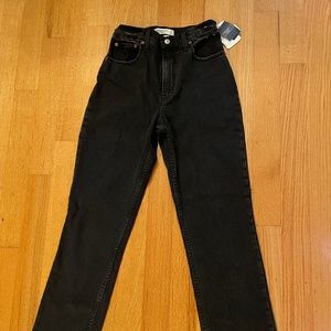 NWOT Abercrombie & Fitch 90’s Straight Ultra High Rise Curve Love Jeans Size 4R